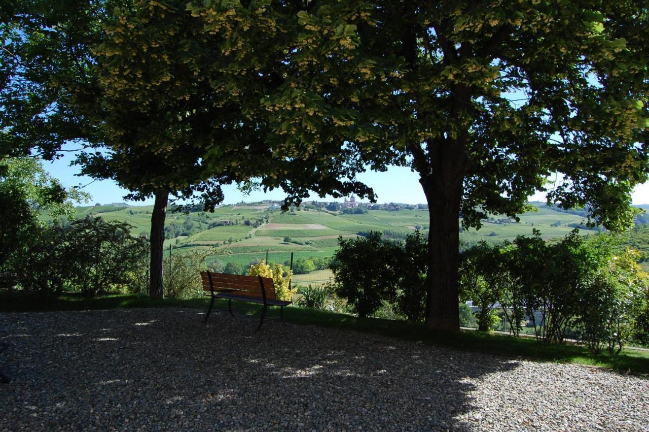 La Casa Del Tiglio Bed & Breakfast Mombaruzzo Exterior photo